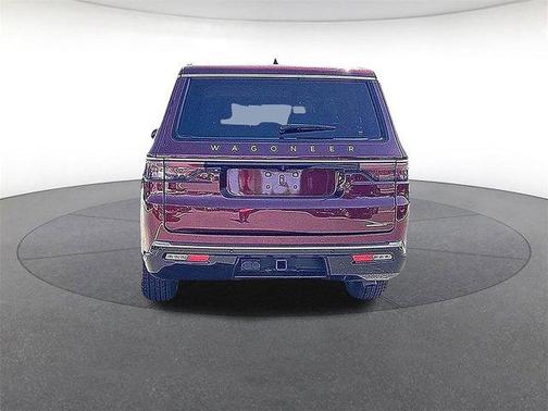 2024 Jeep Wagoneer L Series II 4x2