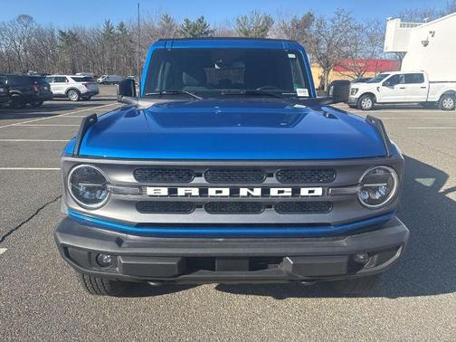 VELOCITY BLUE METALLIC 2023 Ford Bronco BIG BEND