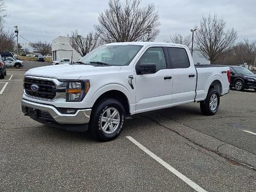 OXFORD WHITE 2023 Ford F-150 XLT