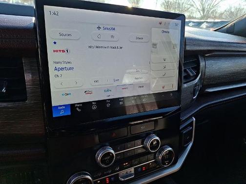 STAR WHITE MET TRI-COAT 2023 Ford Expedition LIMITED