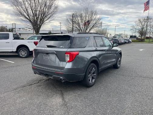 CARBONIZED GRAY METALLIC 2023 Ford Explorer XLT