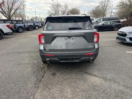 CARBONIZED GRAY METALLIC 2023 Ford Explorer XLT