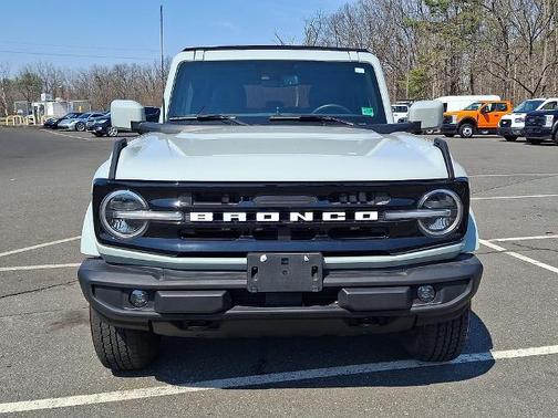 CACTUS GRAY 2024 Ford Bronco OUTER BANKS