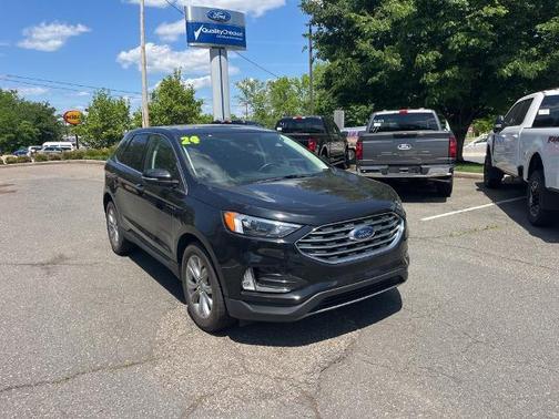 AGATE BLACK METALLIC 2024 Ford Edge TITANIUM