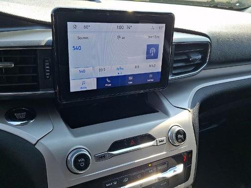 AGATE BLACK METALLIC 2023 Ford Explorer XLT