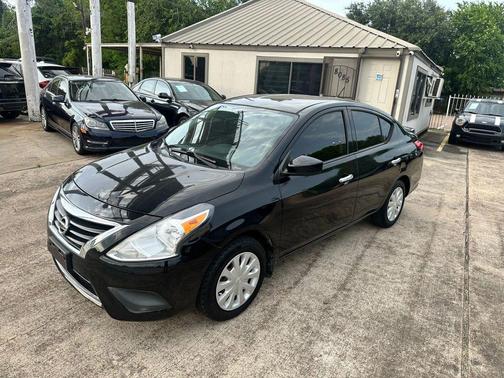 2017 Nissan Versa 1.6 SV