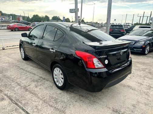 2017 Nissan Versa 1.6 SV