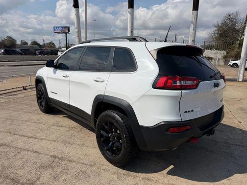 2018 Jeep Cherokee Trailhawk