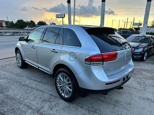2011 Lincoln MKX Base