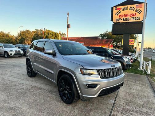 2018 Jeep Grand Cherokee Altitude