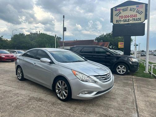 2013 Hyundai SONATA SE
