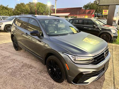 2022 Volkswagen Tiguan 2.0T SE R-Line Black