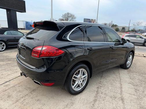 2014 Porsche Cayenne Cayenne