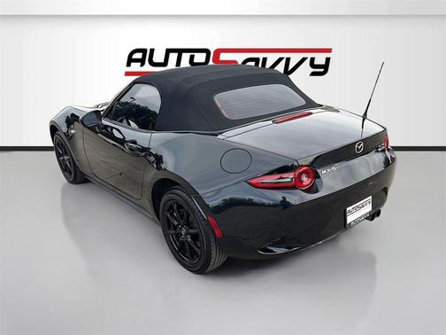 2024 Mazda MX-5 Miata Sport