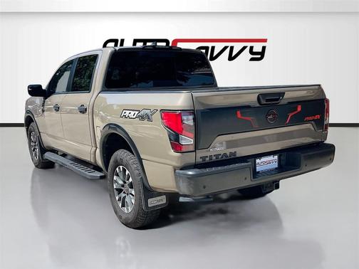 2024 Nissan Titan PRO-4X