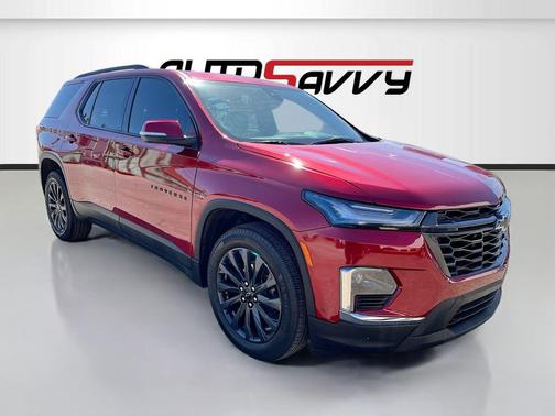 Radiant Red Tintcoat 2023 Chevrolet Traverse RS