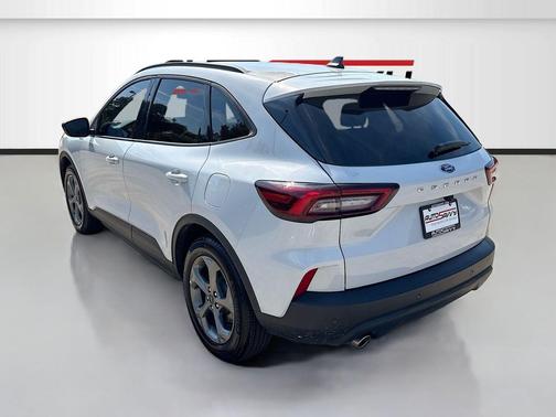 SPACE SILVER METALLIC 2025 Ford Escape ST-Line