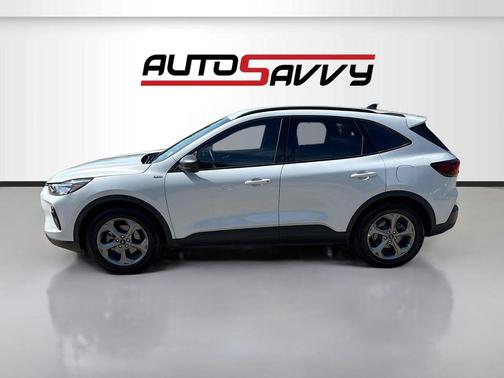 SPACE SILVER METALLIC 2025 Ford Escape ST-Line