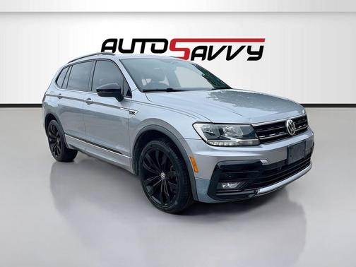 Silver Metallic 2020 Volkswagen Tiguan 2.0T SE R-Line Black
