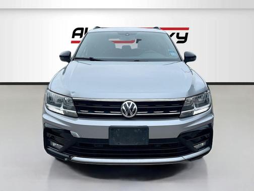Silver Metallic 2020 Volkswagen Tiguan 2.0T SE R-Line Black