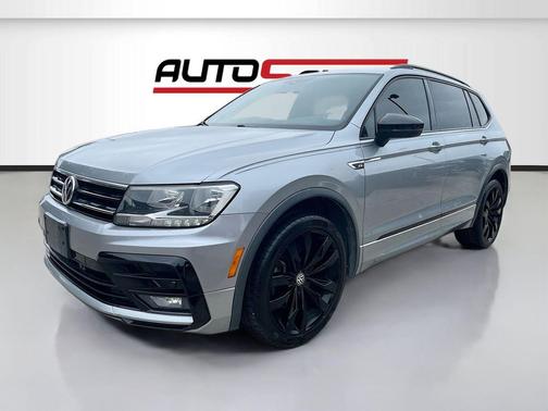 Silver Metallic 2020 Volkswagen Tiguan 2.0T SE R-Line Black