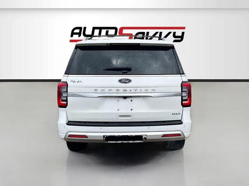 Star White Metallic Tri-Coat 2023 Ford Expedition Max Platinum