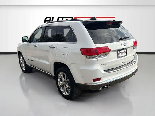 2020 Jeep Grand Cherokee Summit