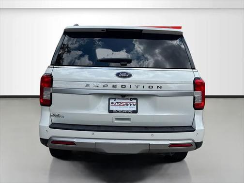 2022 Ford Expedition XLT