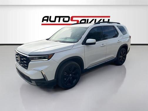 2023 Honda Pilot Touring 8-Passenger