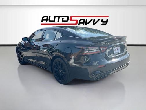 Super Black 2023 Nissan Maxima SR Xtronic CVT