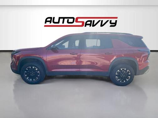 Radiant Red Tintcoat 2024 Chevrolet Traverse AWD Z71