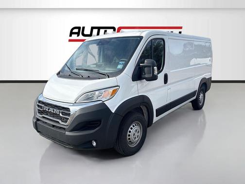 2025 RAM ProMaster 2500 Tradesman