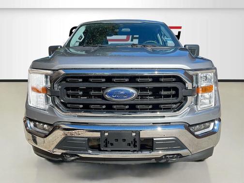 ICONIC SILVER METALLIC 2022 Ford F-150 XLT
