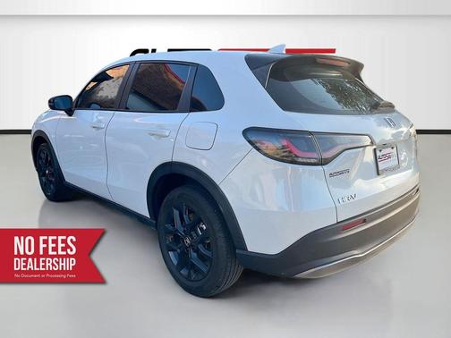 Platinum White Pearl 2025 Honda HR-V AWD Sport
