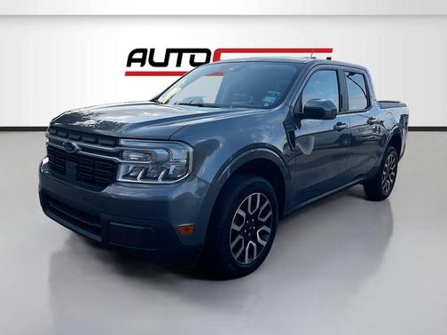 Gray Metallic 2022 Ford Maverick Lariat
