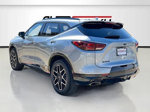 Sterling Gray Metallic 2023 Chevrolet Blazer RS