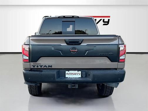 2021 Nissan Titan PRO-4X