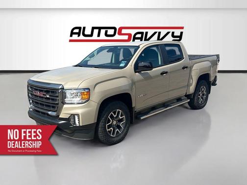Desert Sand Metallic 2022 GMC Canyon AT4