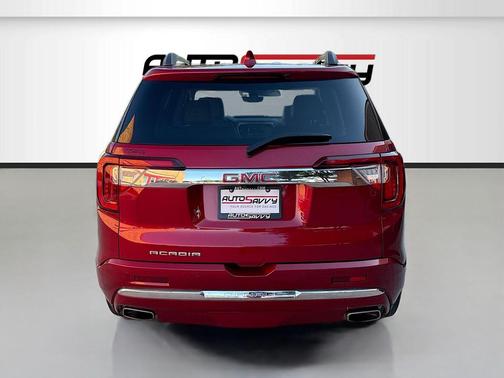 2022 GMC Acadia Denali