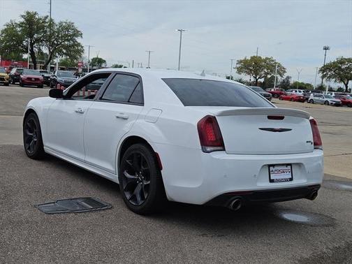 2021 Chrysler 300 S