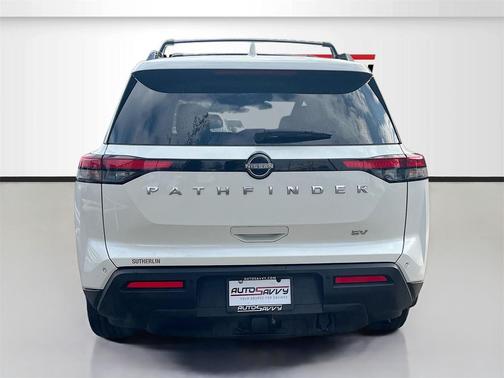 2022 Nissan Pathfinder SV 2WD