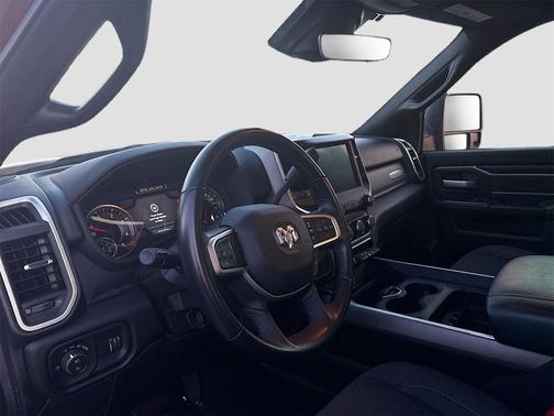 2024 RAM 3500 Big Horn Crew Cab 4x4 6'4' Box