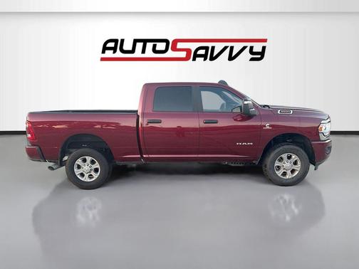 2024 RAM 3500 Big Horn Crew Cab 4x4 6'4' Box