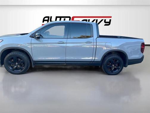 2023 Honda Ridgeline Black