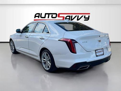 2022 Cadillac CT4 Luxury