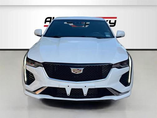 2022 Cadillac CT4 Luxury