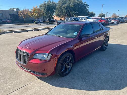 2023 Chrysler 300 Touring