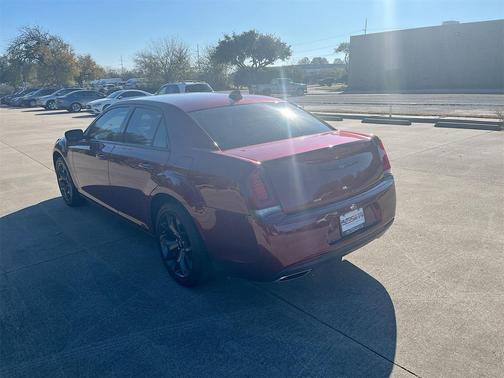 2023 Chrysler 300 Touring