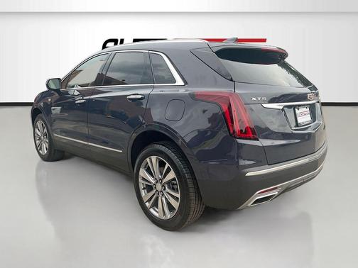 Midnight Sky Metallic 2025 Cadillac XT5 Premium Luxury