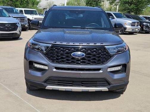 2022 Ford Explorer ST-Line